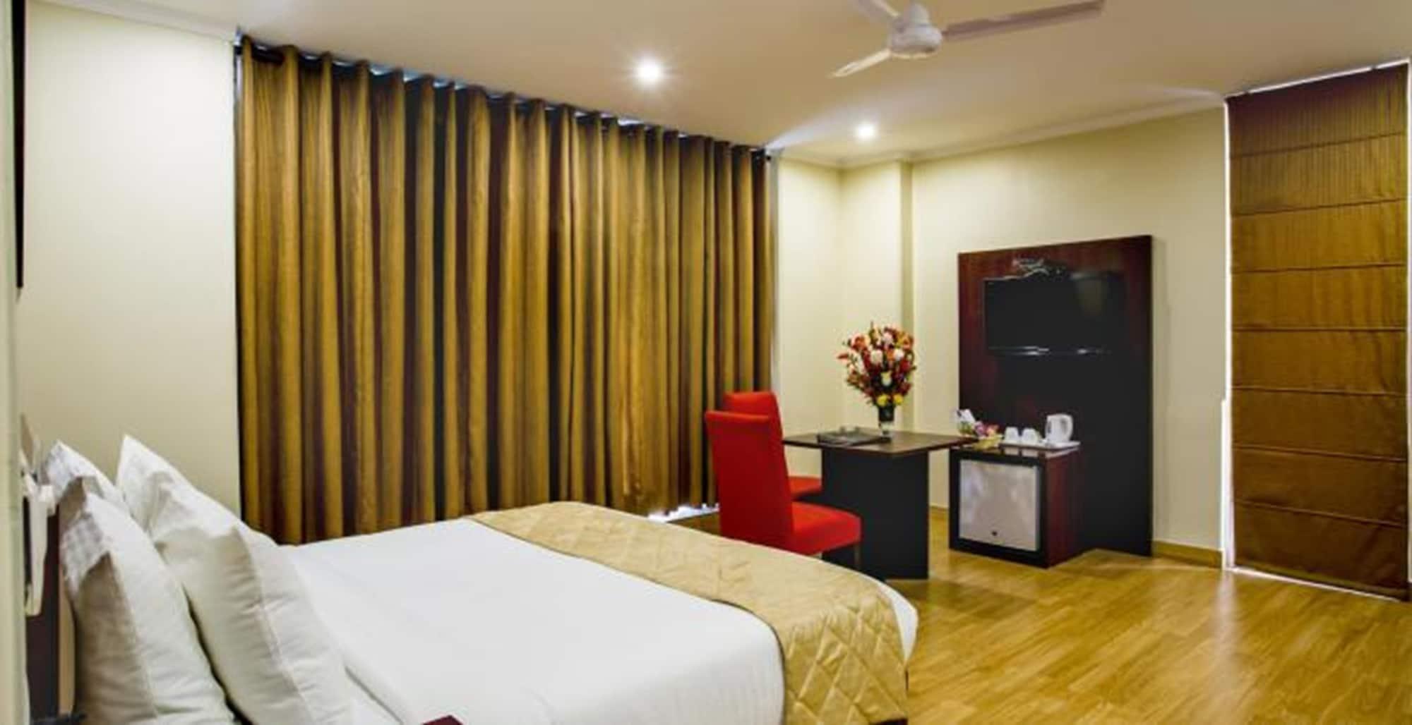 ניו דלהי Clarks Inn Nehru Place מראה חיצוני תמונה