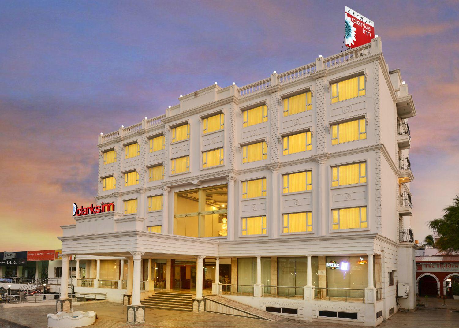 ניו דלהי Clarks Inn Nehru Place מראה חיצוני תמונה